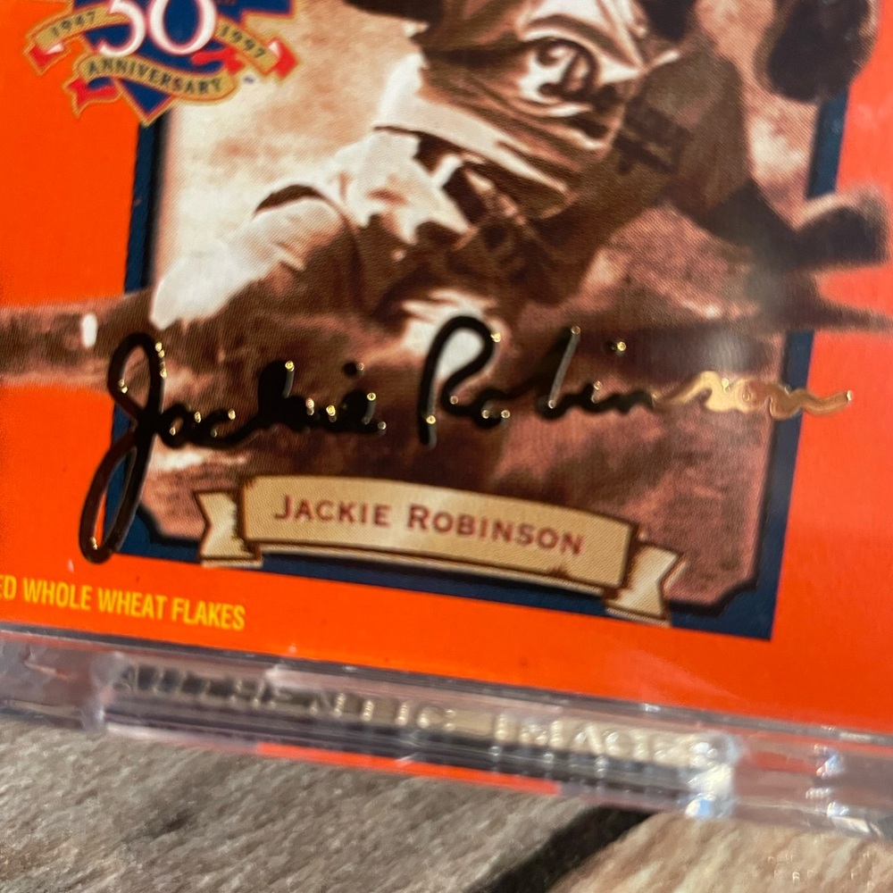 24 K Gold Signature Jackie Robinson On Sealed Wheaties Box VTG 1996
